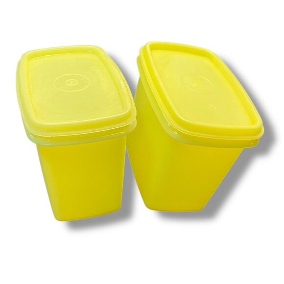Tupperware Shelf Saver 3.5 Cup Storage Container w Lid Yellow 1243 1244 Lot of 2 - Picture 2 of 10